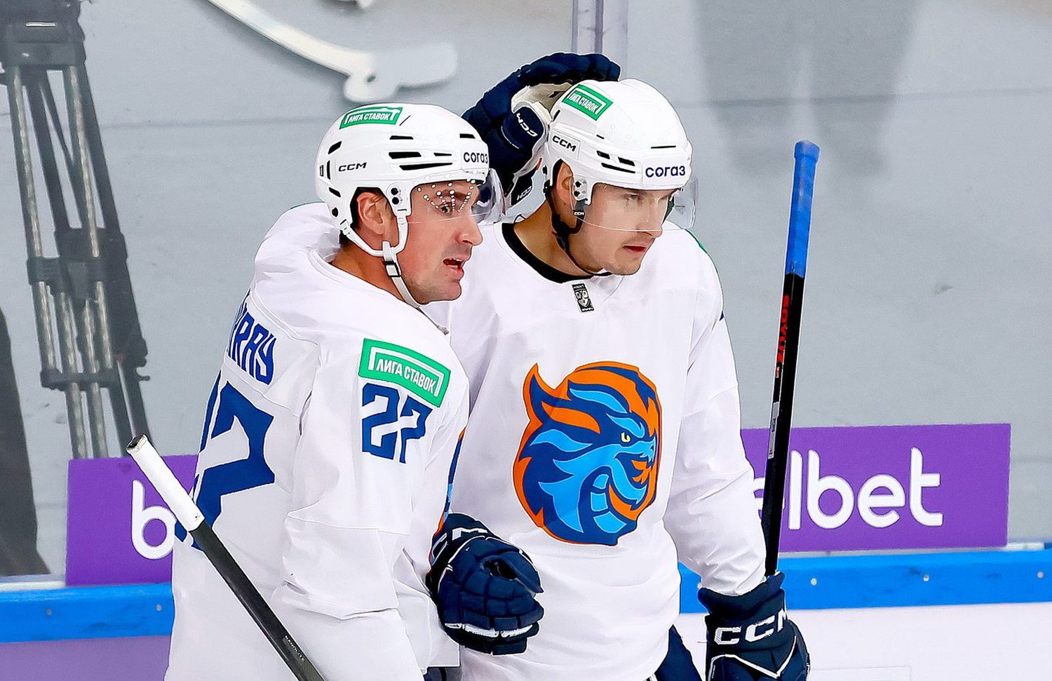 «Лига ставок» вернулась в хоккей